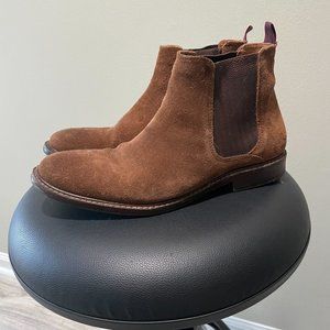 Aiden & Mason Chelsea Boot, Size 9